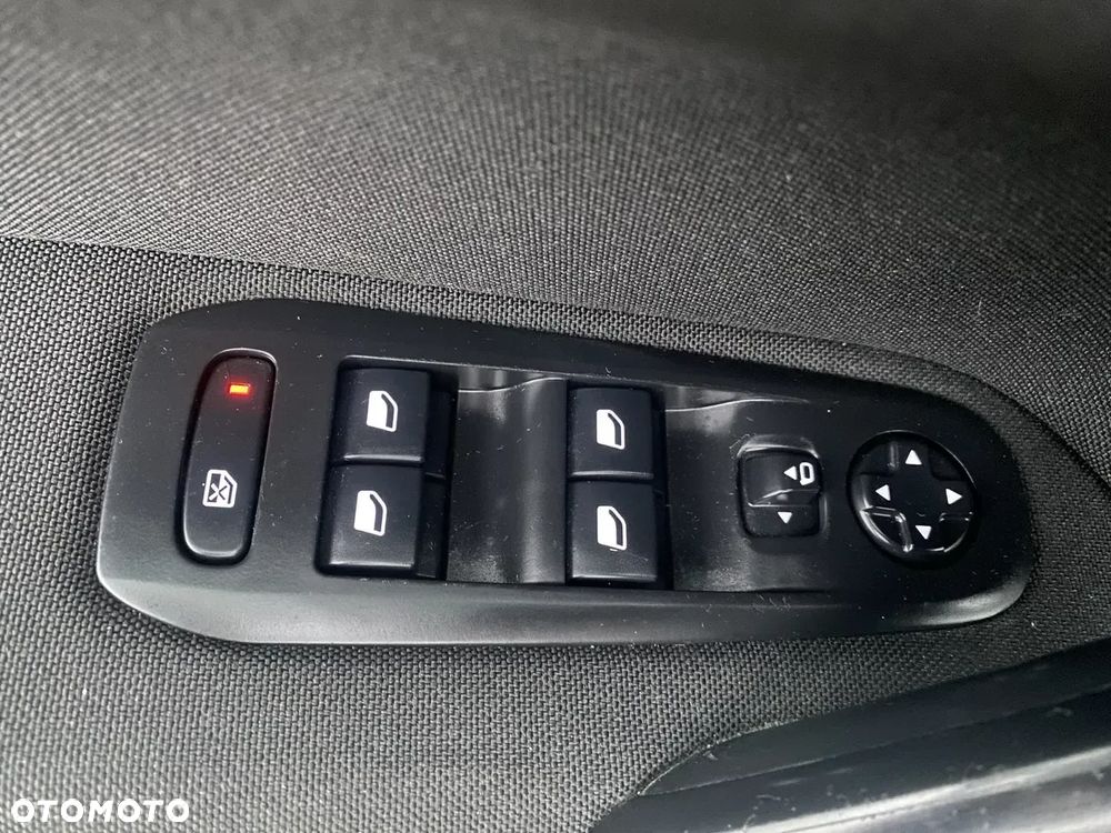 Peugeot 308 BlueHDi FAP 120 Stop&Start Allure - 20