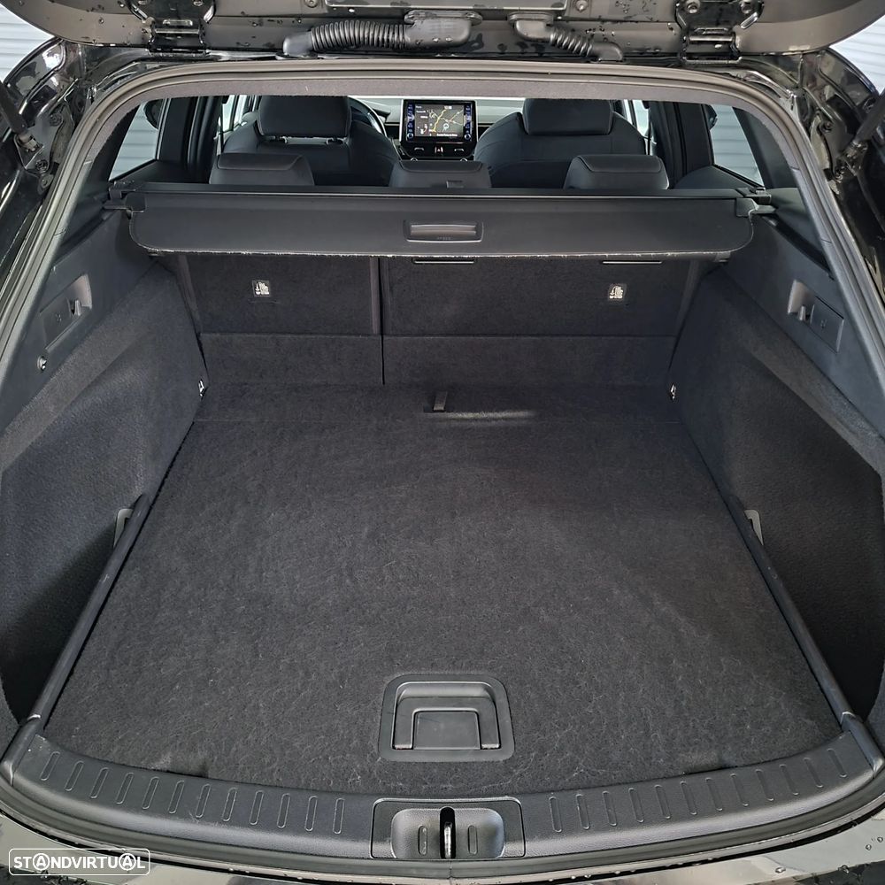 Toyota Corolla Touring Sports 1.8 Hybrid Comfort+P.Sport - 10