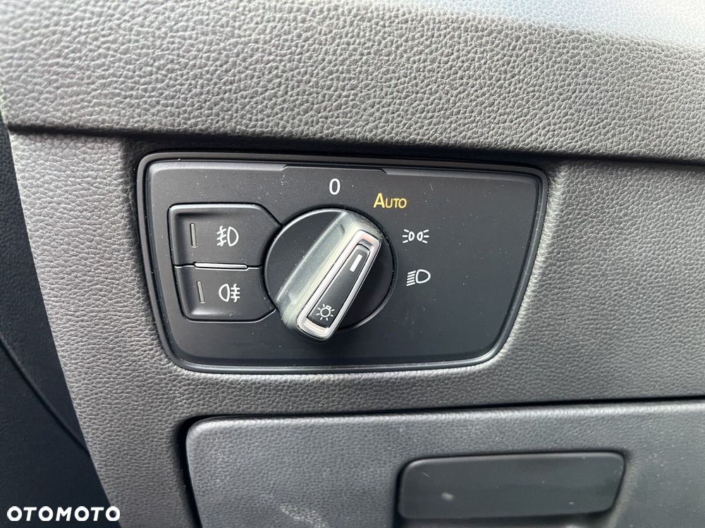Volkswagen Passat Variant 1.5 TSI EVO Business DSG - 24