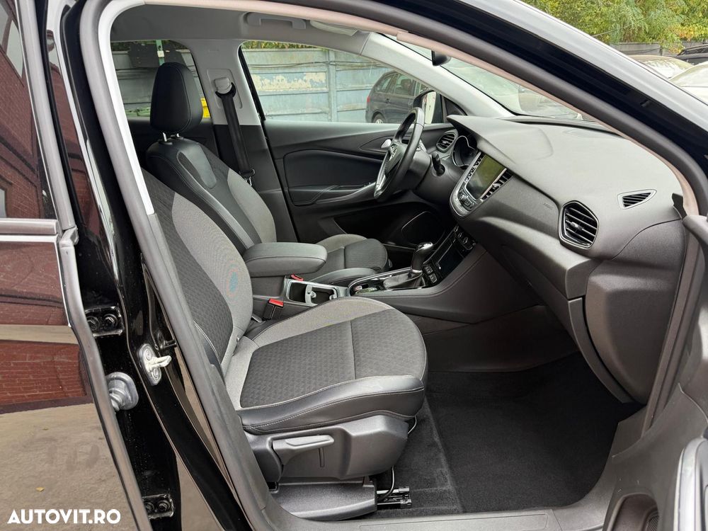 Opel Grandland X 1.2 Start/Stop Automatik INNOVATION - 11