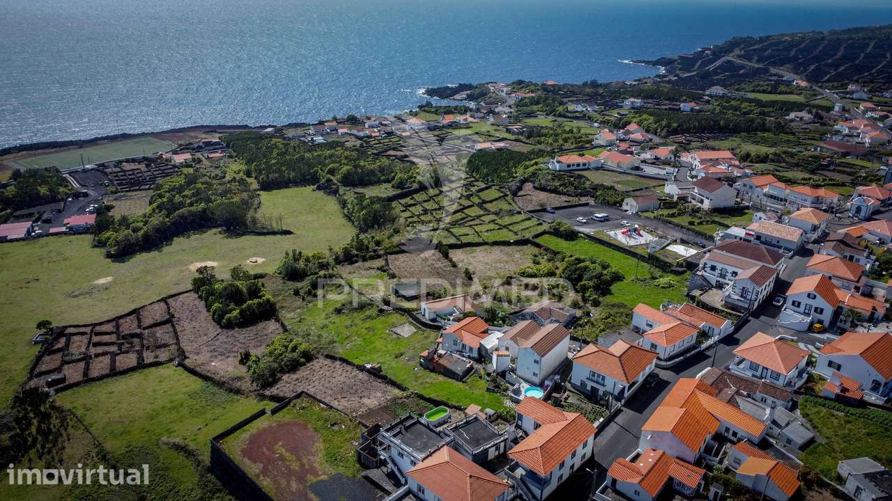 Terreno para venda no centro de São Mateus — Ilha do Pico - Grande imagem: 4/5
