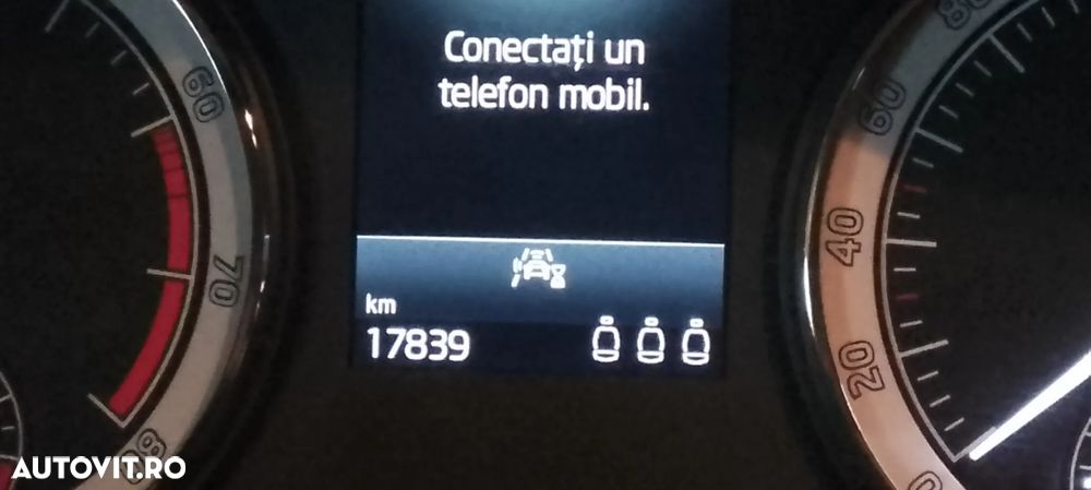 Skoda Karoq 1.5 TSI Ambition - 11