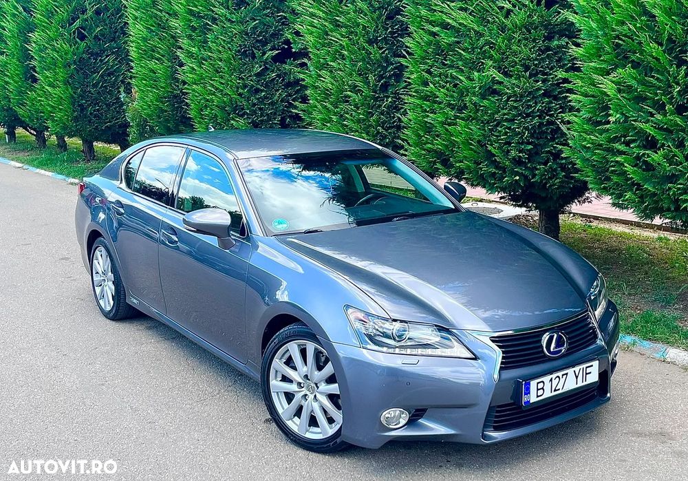 Lexus Seria GS - 2