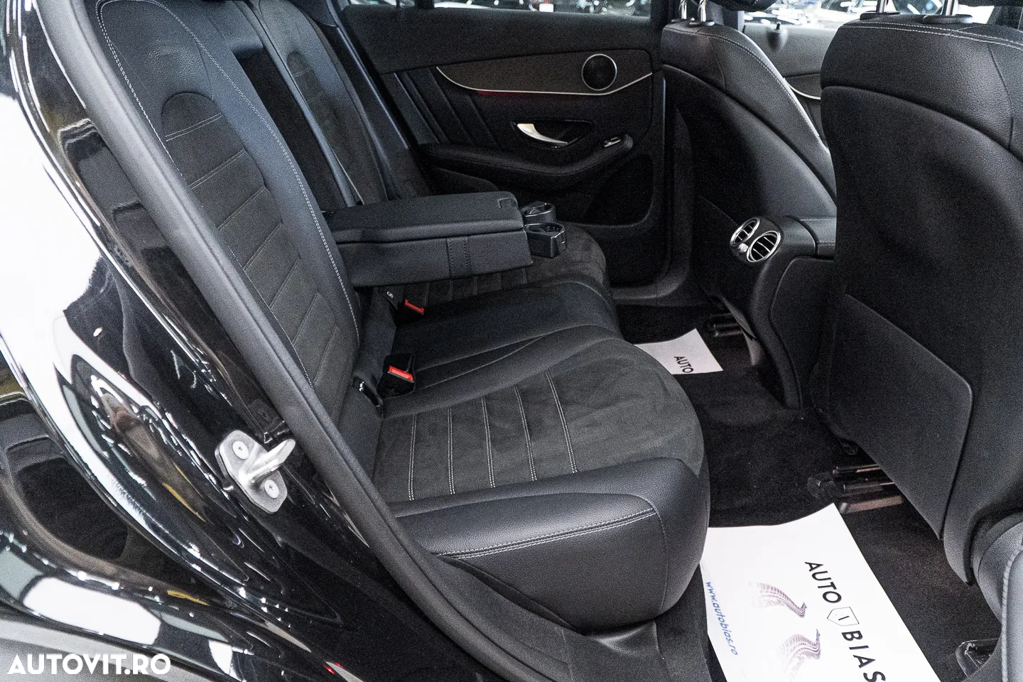 Mercedes-Benz GLC Coupe 200 4Matic 9G-TRONIC AMG Line Plus - 8