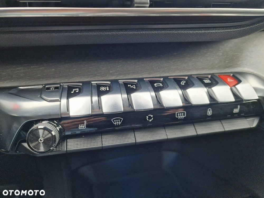 Peugeot 3008 BlueHDi 180 Stop & Start EAT8 GT - 33