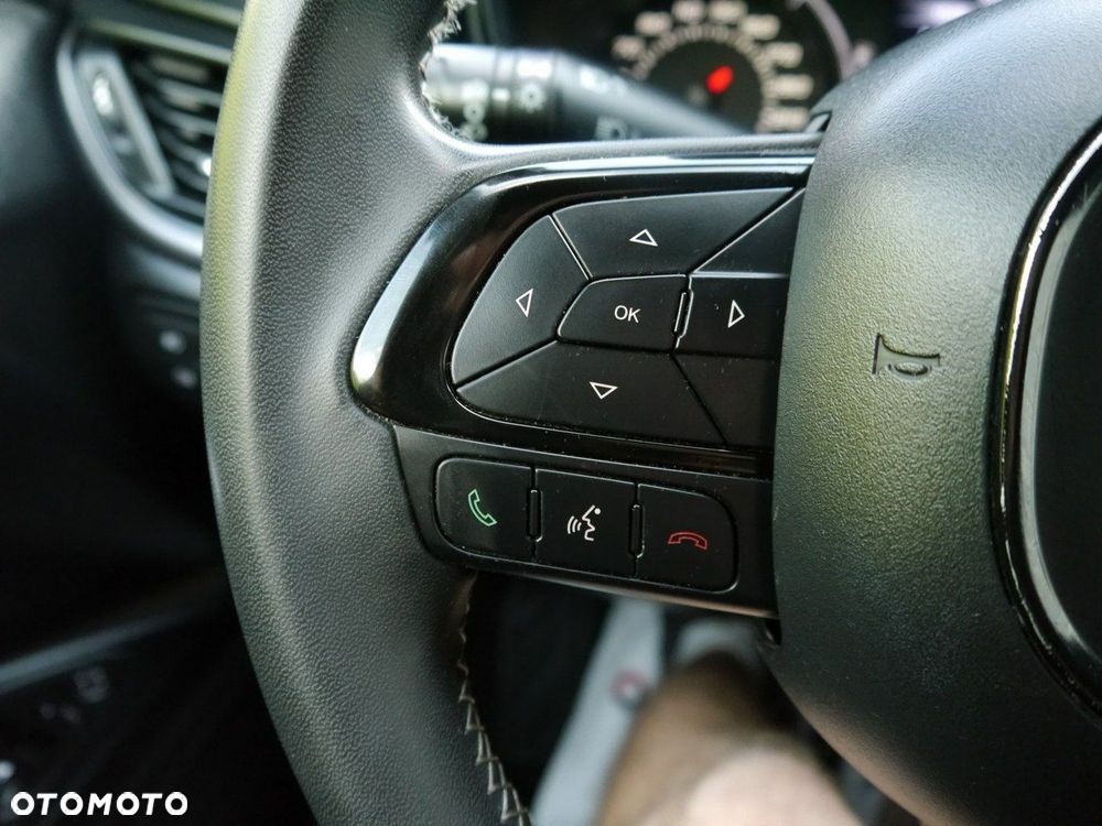 Fiat Tipo 1.6 MultiJet 16v Sport - 30