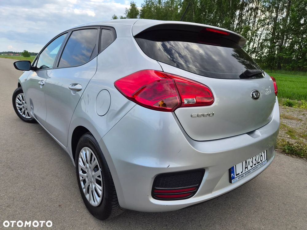 Kia Ceed 1.6 CRDi L - 3