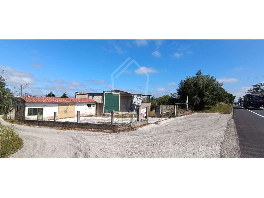 Armazém, Charneca do Rio Seco - Turquel - Grande imagem: 4/4