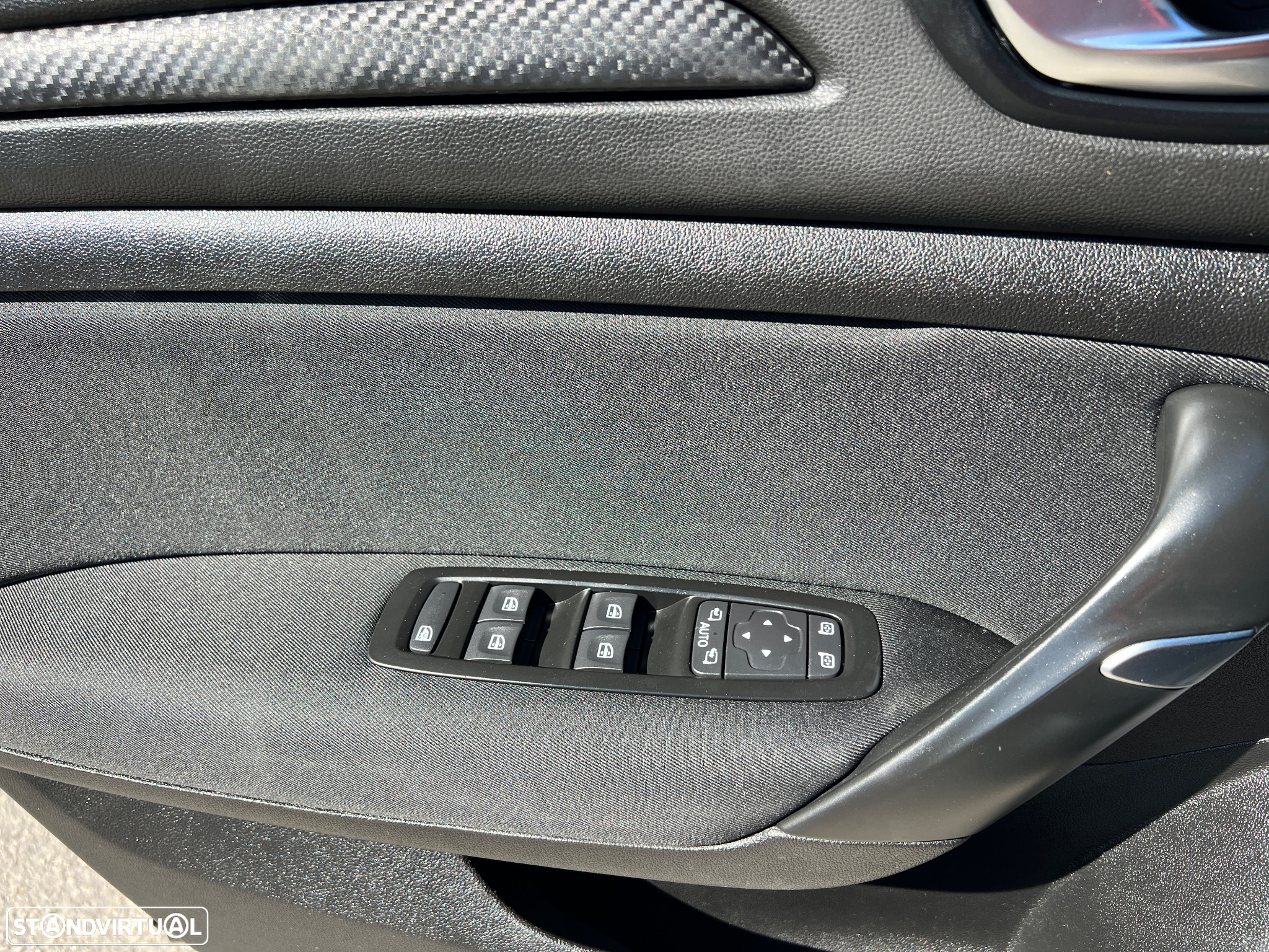 Renault Mégane 1.5 Blue dCi Limited - 9