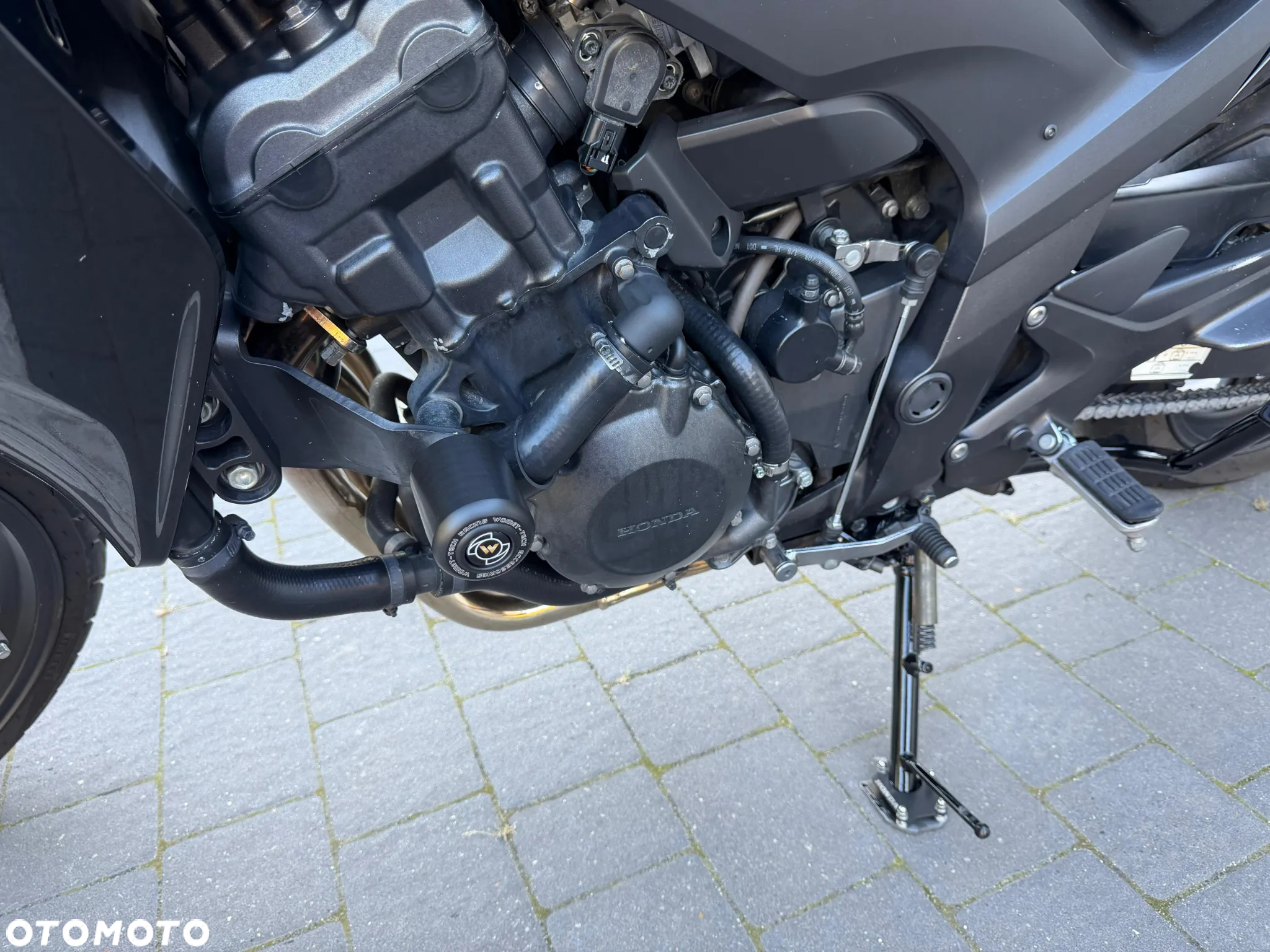 Honda CBF - 12