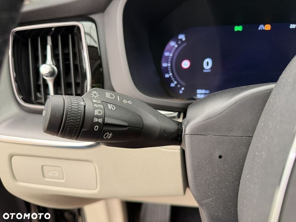 Volvo XC 60 - 26