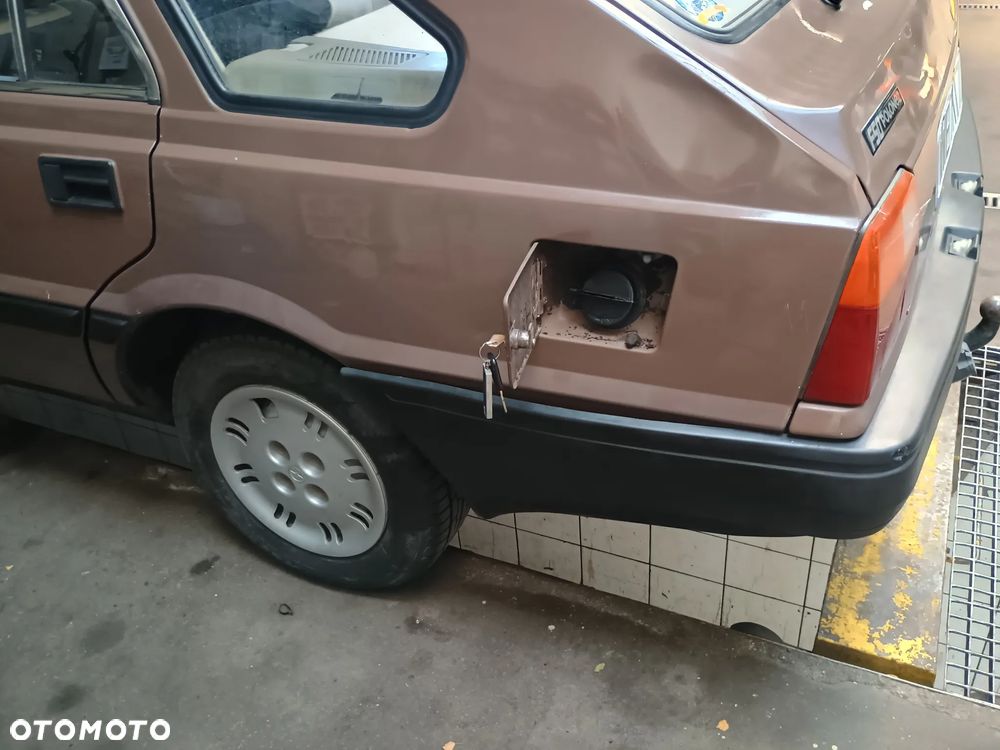 Polonez 1.5 - 27