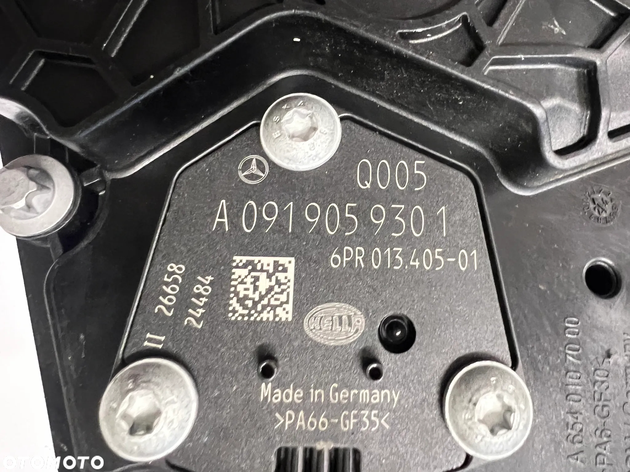 Mercedes miska olejowa z czujnikiem stanu oleju A654010700 A6540101514 A0919059301. - 4
