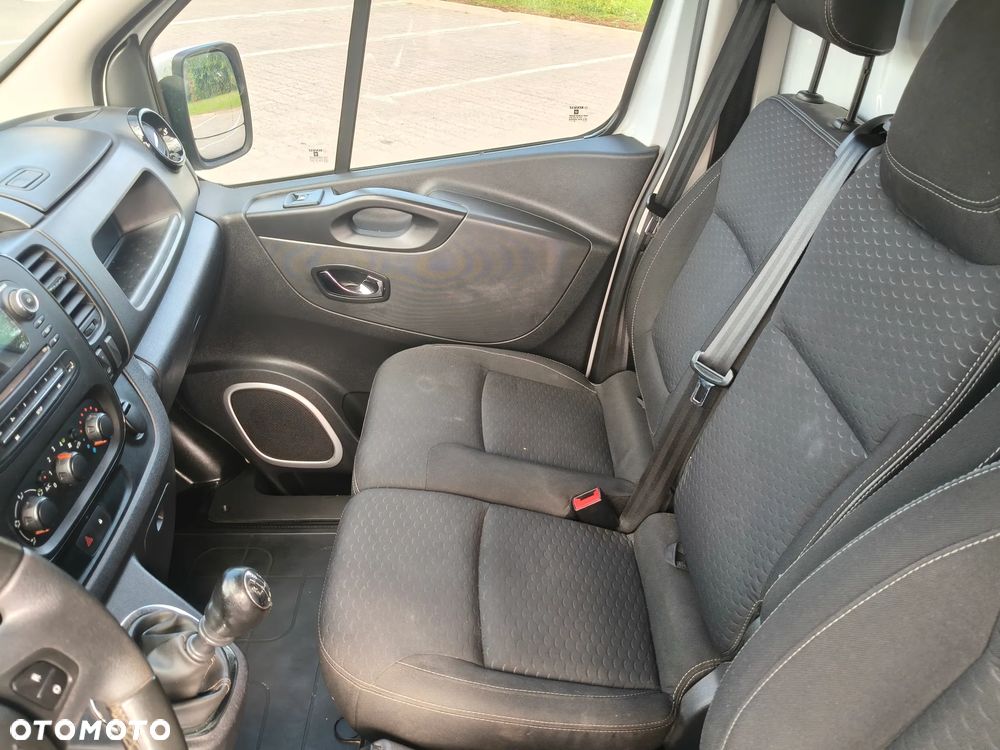 Opel VIVARO - 12