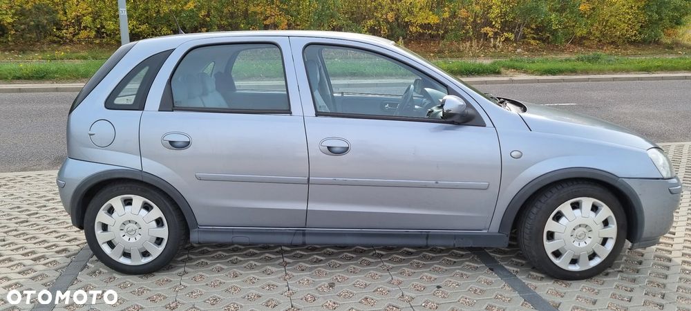 Opel Corsa - 4
