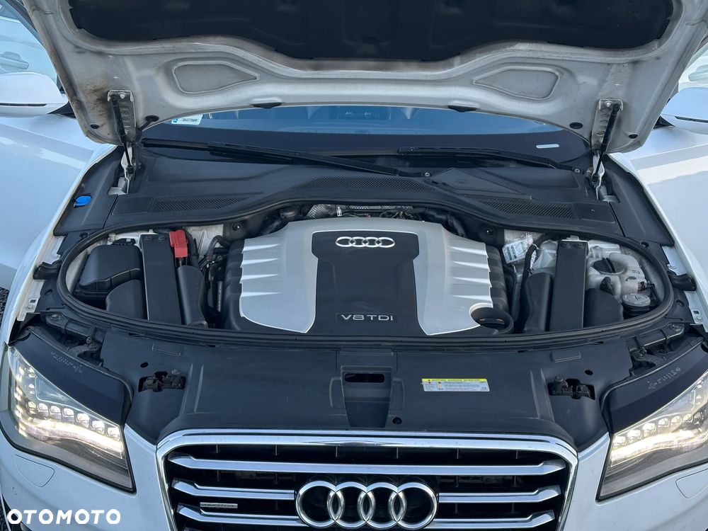 Audi A8 4.2 TDI Quattro - 12