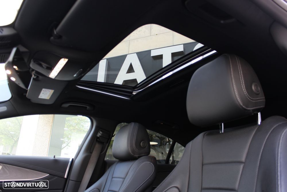 Mercedes-Benz CLS 300 d 4Matic - 22