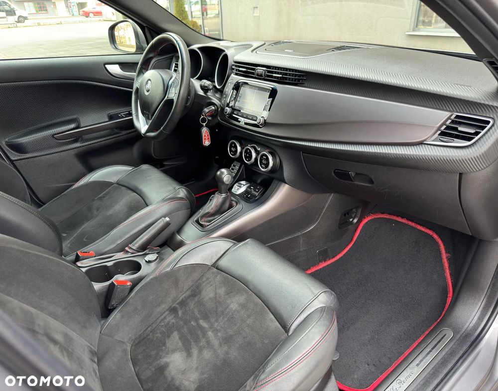 Alfa Romeo Giulietta 1.8 TBi 16V TCT Veloce - 33
