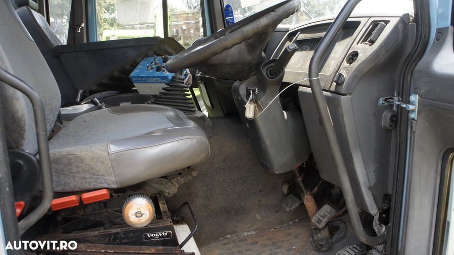 Volvo FL 6 220 Echipată pentru Deszăpezire - 4