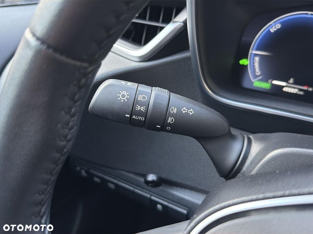Toyota Corolla 1.8 Hybrid Comfort - 25