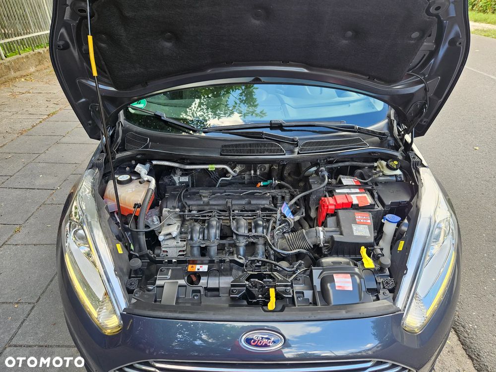 Ford Fiesta 1.25 Champions Edition - 18