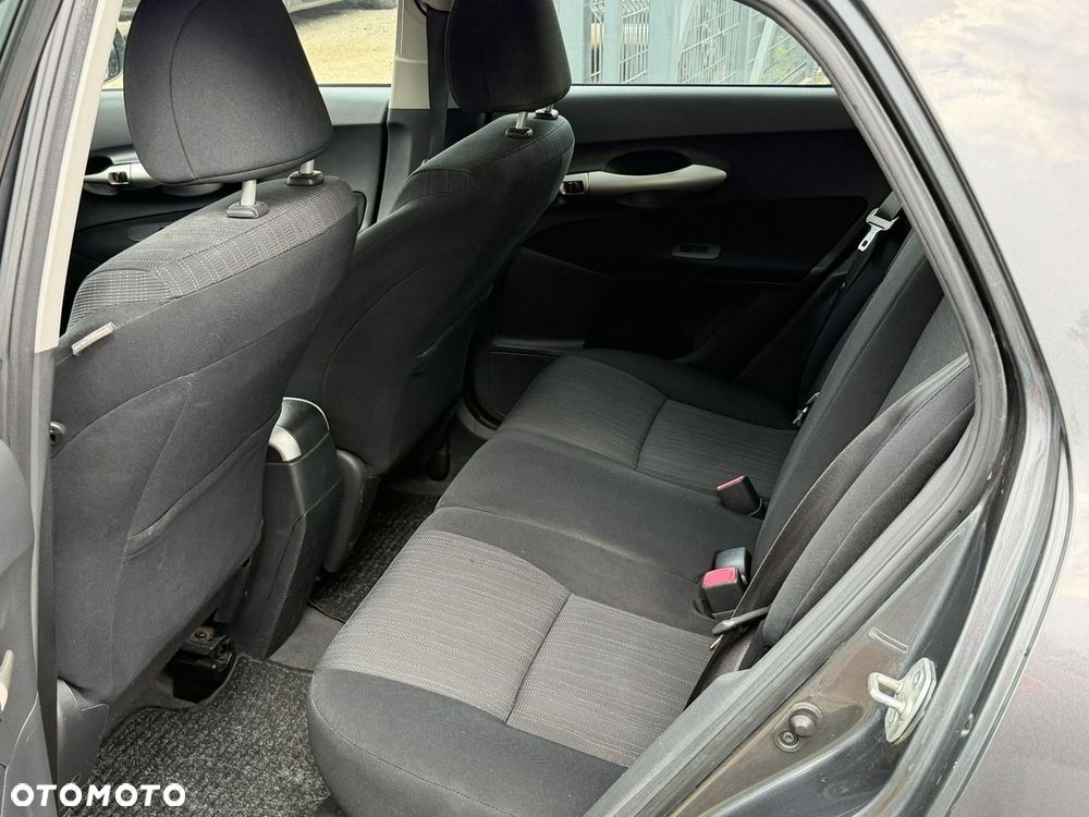 Toyota Auris - 18