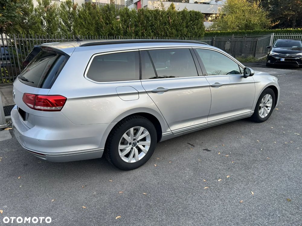 Volkswagen Passat 2.0 TDI BMT Comfortline - 11