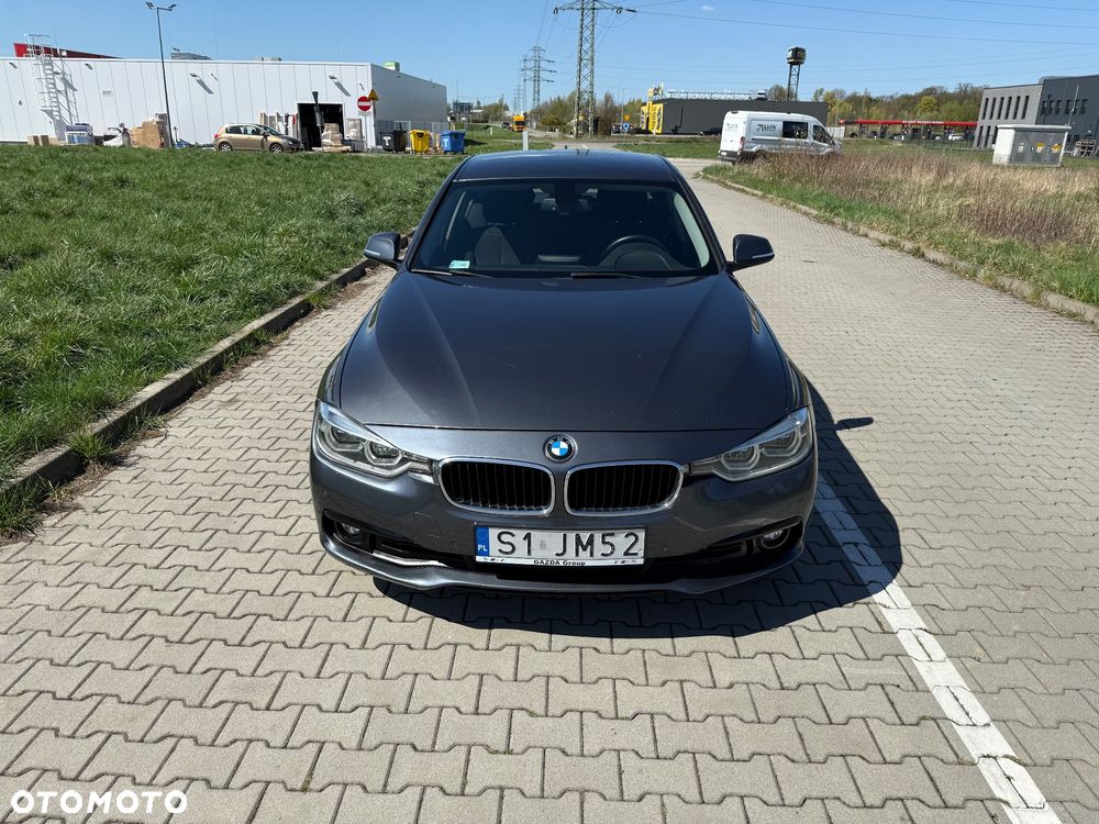 BMW Seria 3 318d Advantage - 3