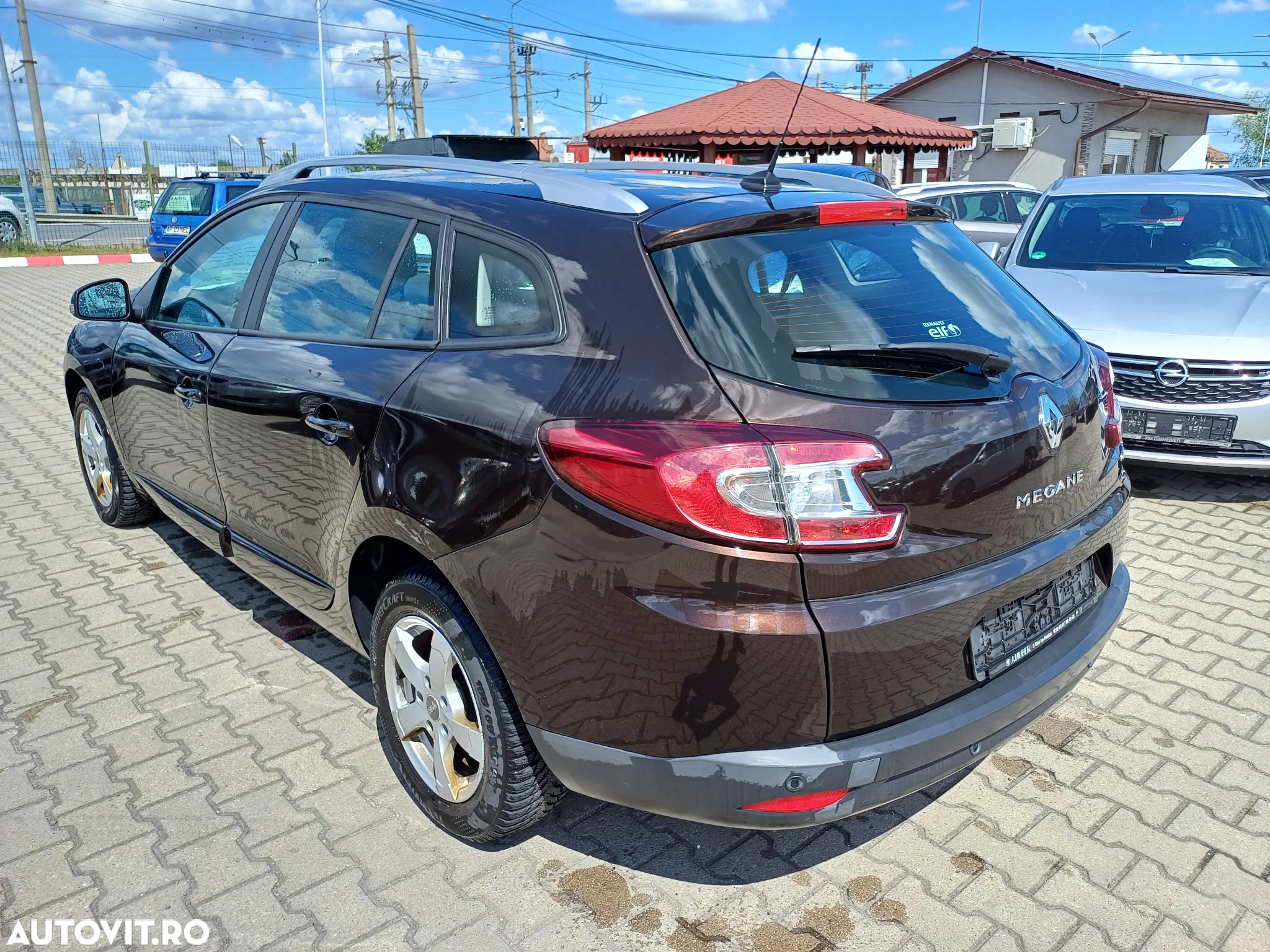 Renault Megane Grandtour ENERGY TCe 130 BOSE EDITION - 6