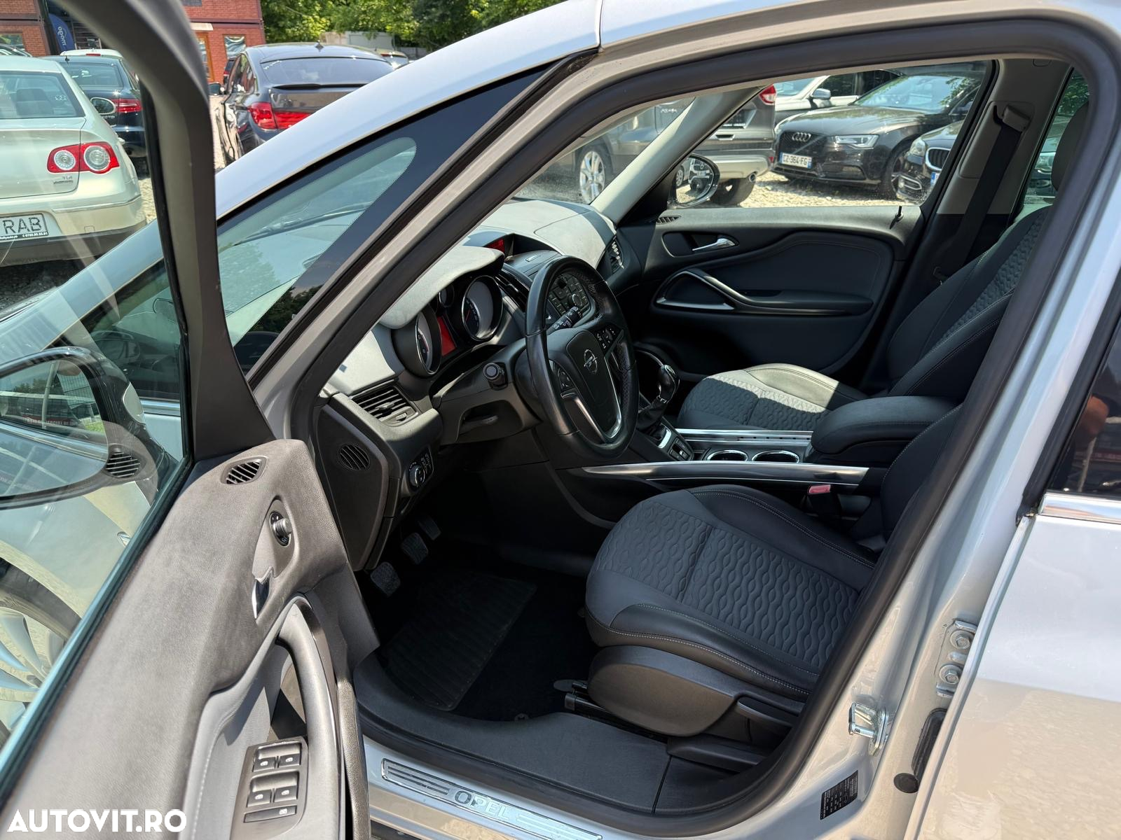 Opel Zafira Tourer 2.0 CDTI ecoFLEX Start/Stop Active - 23