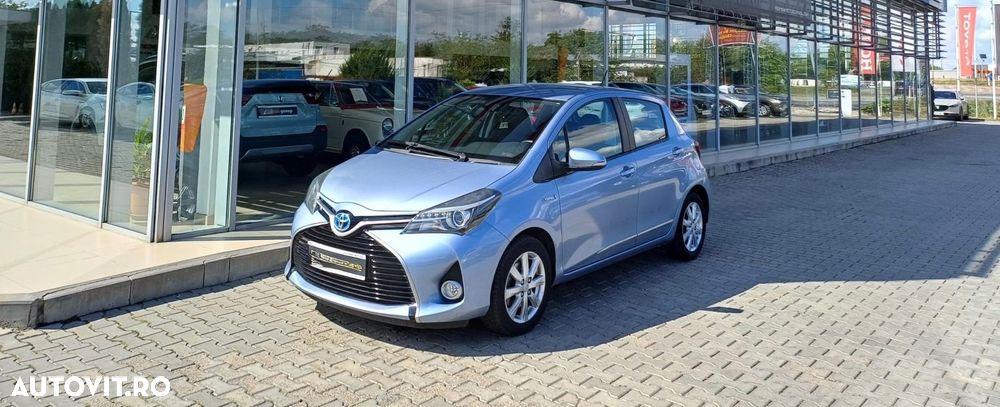 Toyota Yaris 1.5 VVT-i HSD Luna - 2