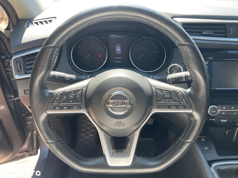 Nissan Qashqai 1.6 DIG-T N-Connecta - 14