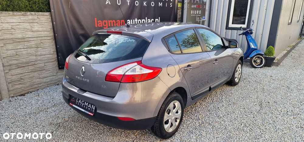 Renault Megane 1.6 16V 110 Authentique - 5