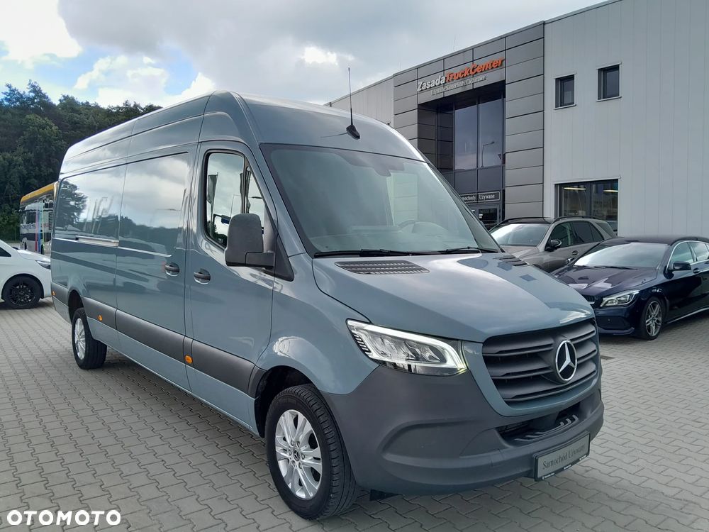 Mercedes-Benz Sprinter 317 - 8