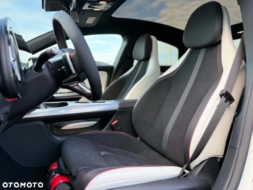 Mercedes-Benz CLA 200 - 20