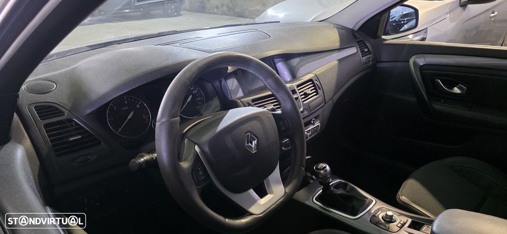 Renault Laguna Break 1.5 dCi Dynamique S - 2