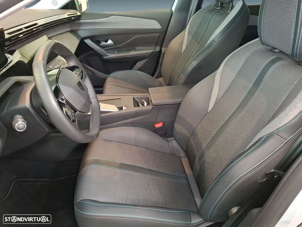 Peugeot 408 1.2 Hybrid Allure e-DCS6 - 10