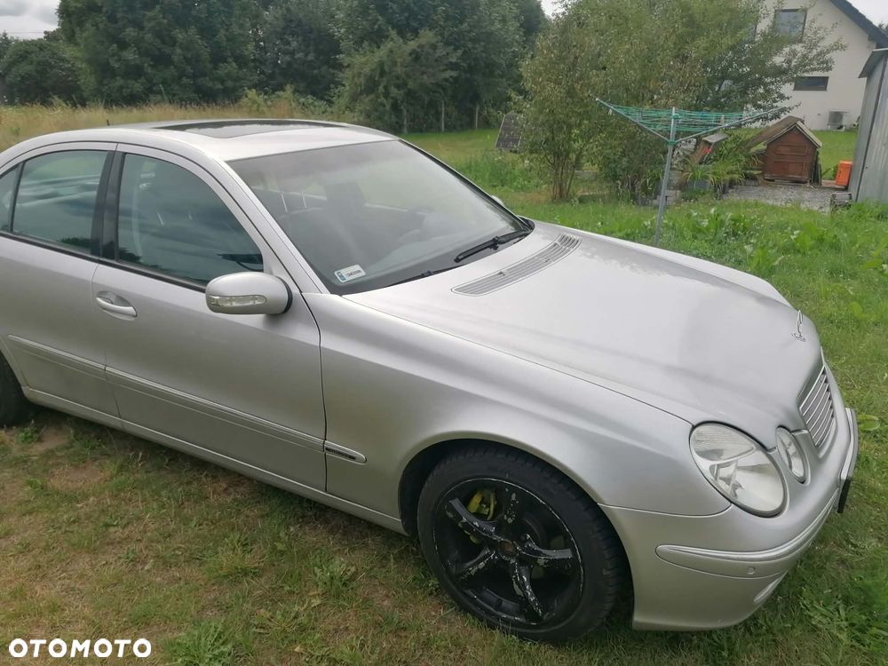 Mercedes-Benz Klasa E - 2