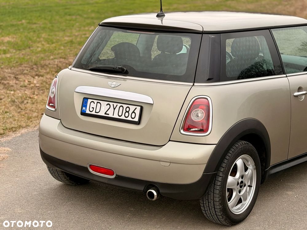 MINI ONE Standard - 8