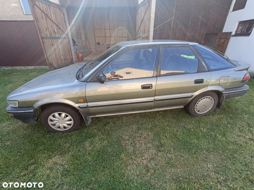 Toyota Corolla 1.8D XL - 10