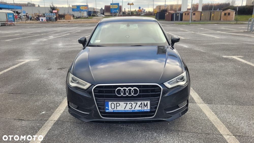 Audi A3 Sportback - 2