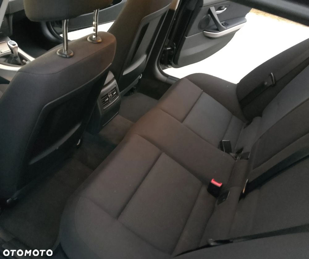 BMW Seria 3 - 11