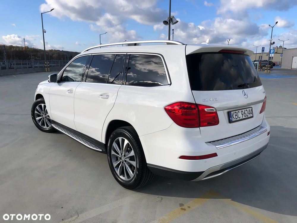 Mercedes-Benz GL 400 4Matic 7G-TRONIC - 17