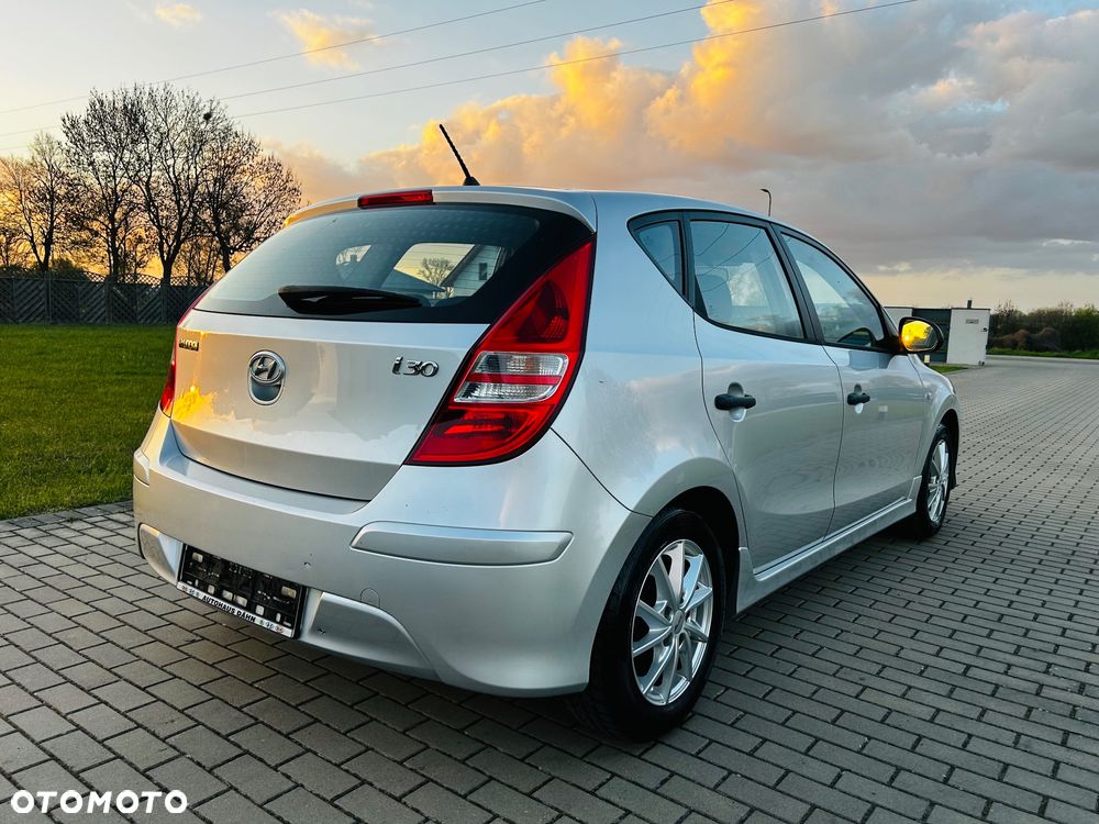 Hyundai i30 1.4 Edition 20 - 13