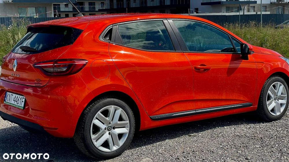Renault Clio - 10