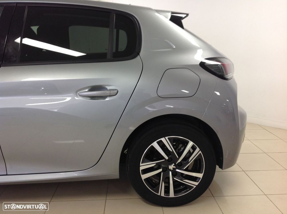 Peugeot 208 1.2 PureTech Allure - 12