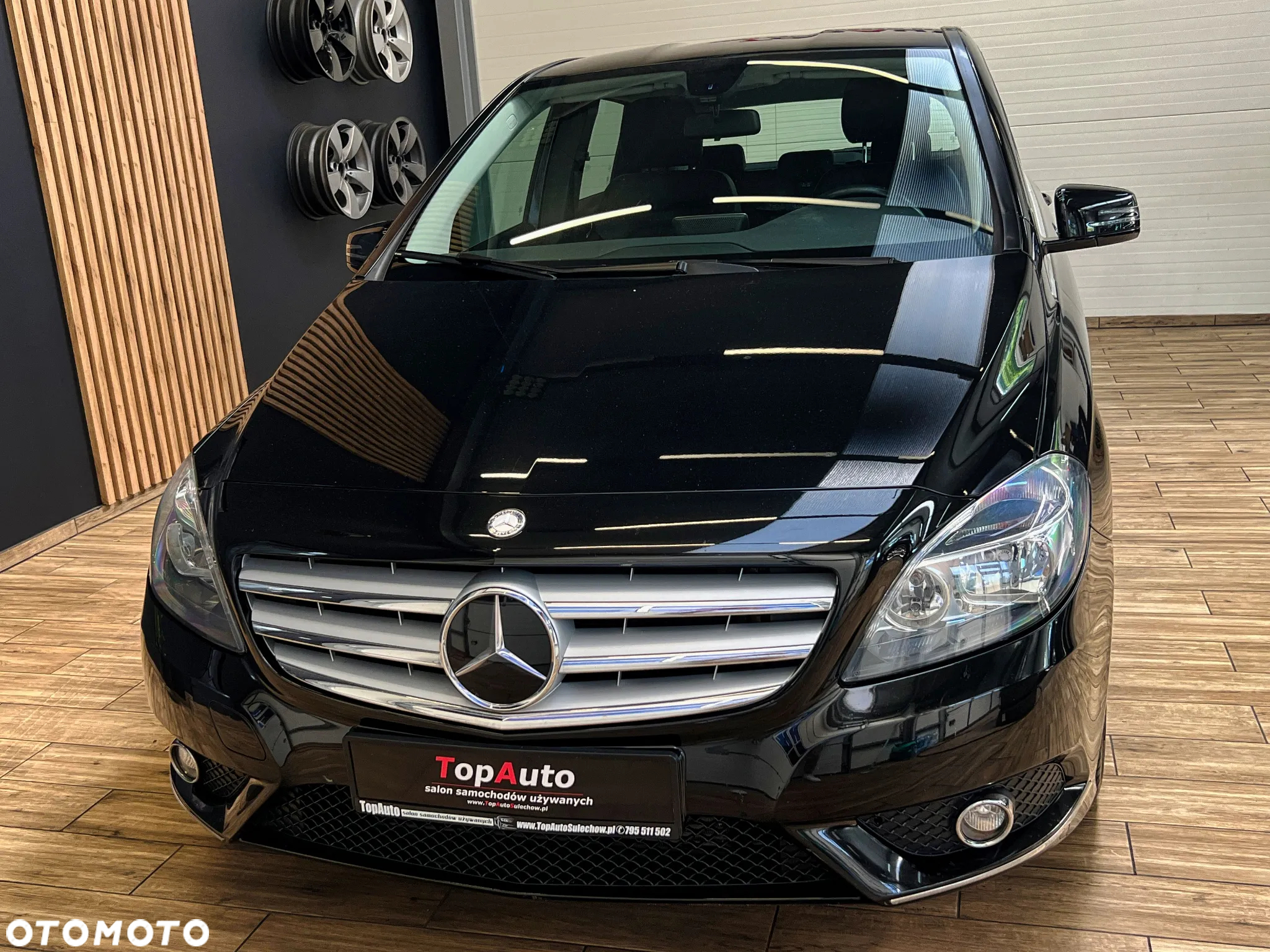 Mercedes-Benz Klasa B 180 Edition - 14
