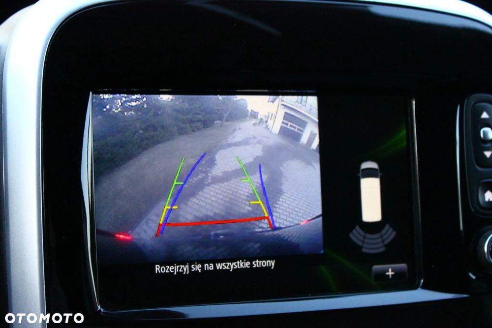 Renault Trafic 2.0 dCi - 29