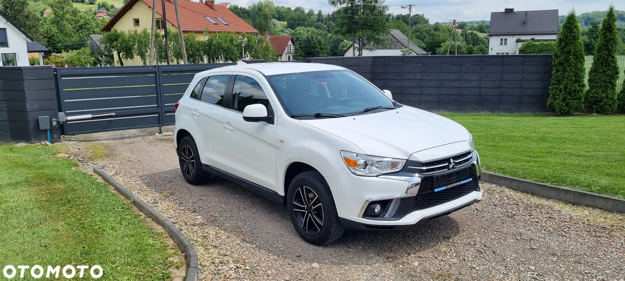 Mitsubishi ASX 1.6 Intense Plus Navi Blue Edition - 4