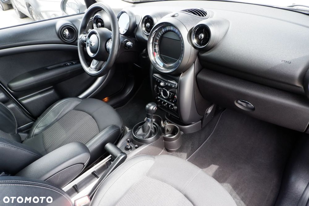 MINI Countryman Cooper SD All4 Park Lane Chili - 4